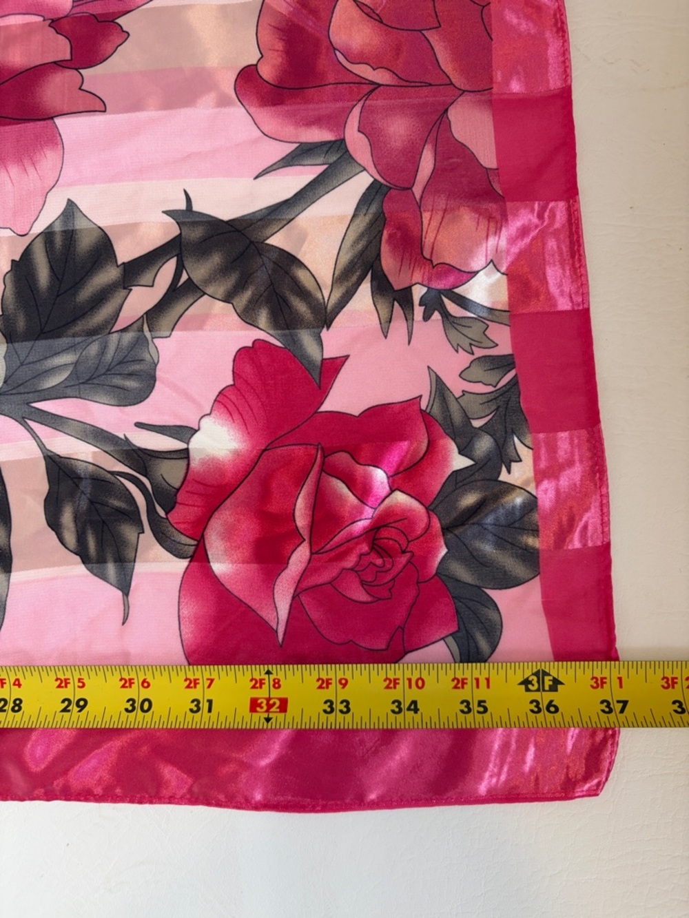 Juicy Couture Floral Scarf Peony Pink Square - Picture 10 of 10